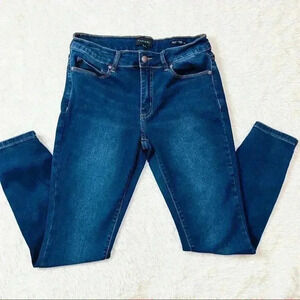 Tahari Nelly Med Wash Faded Classic Stretch Skinny Jean Size 4/27